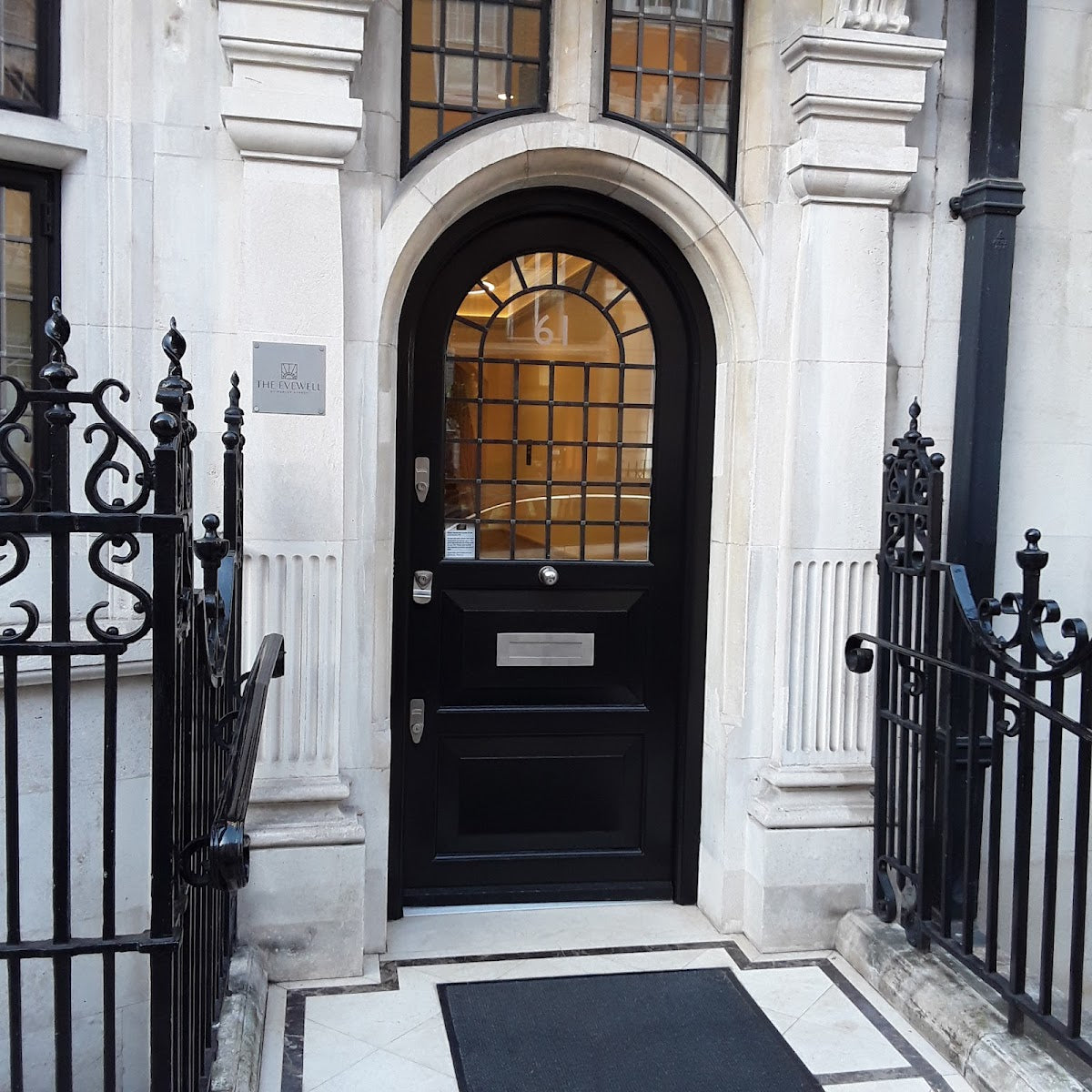 The Evewell Harley Street — Dr.Visor photo 3