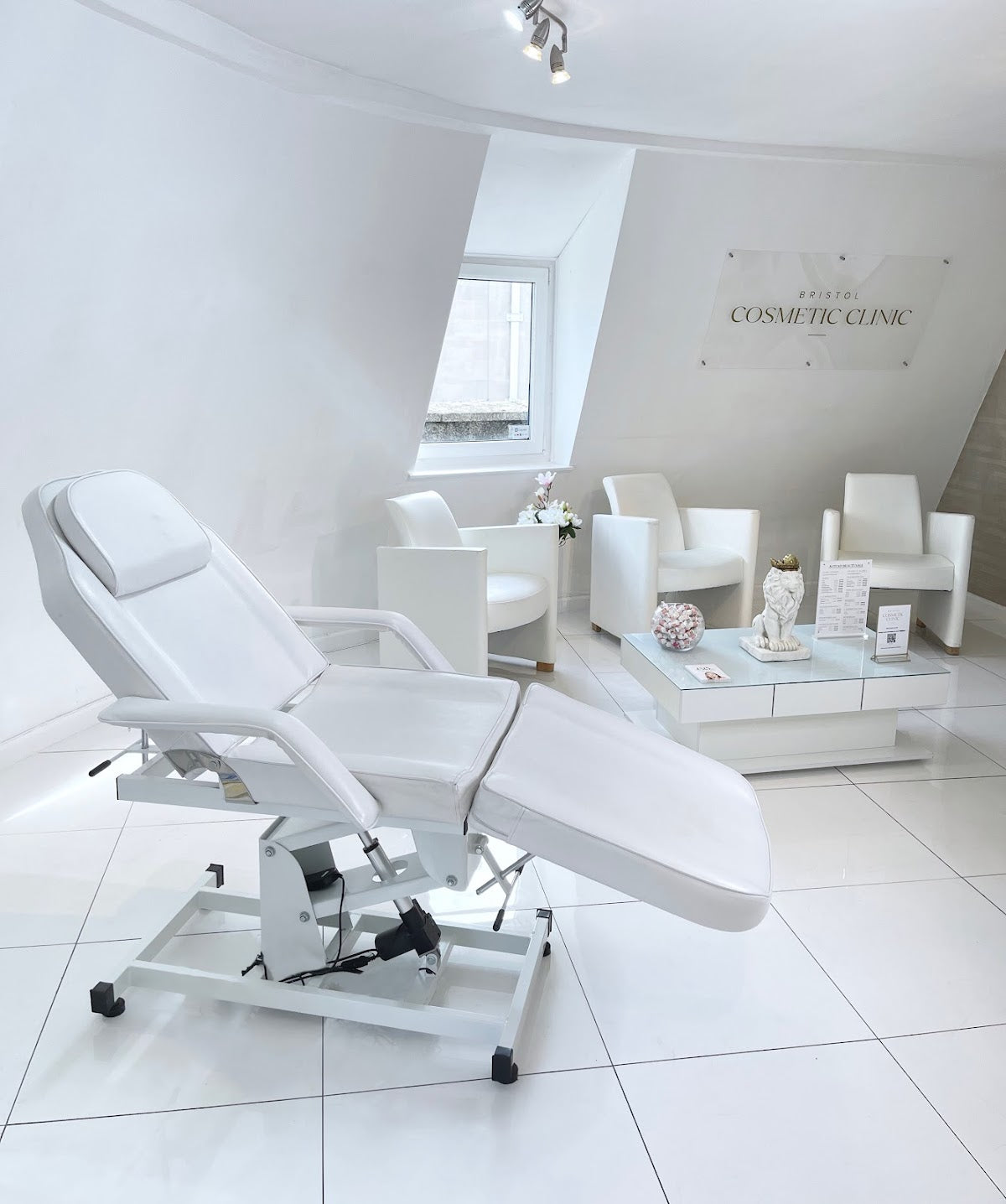 British Cosmetic Clinic - Aesthetic Surgery clinic in Bristol, United Kingdom