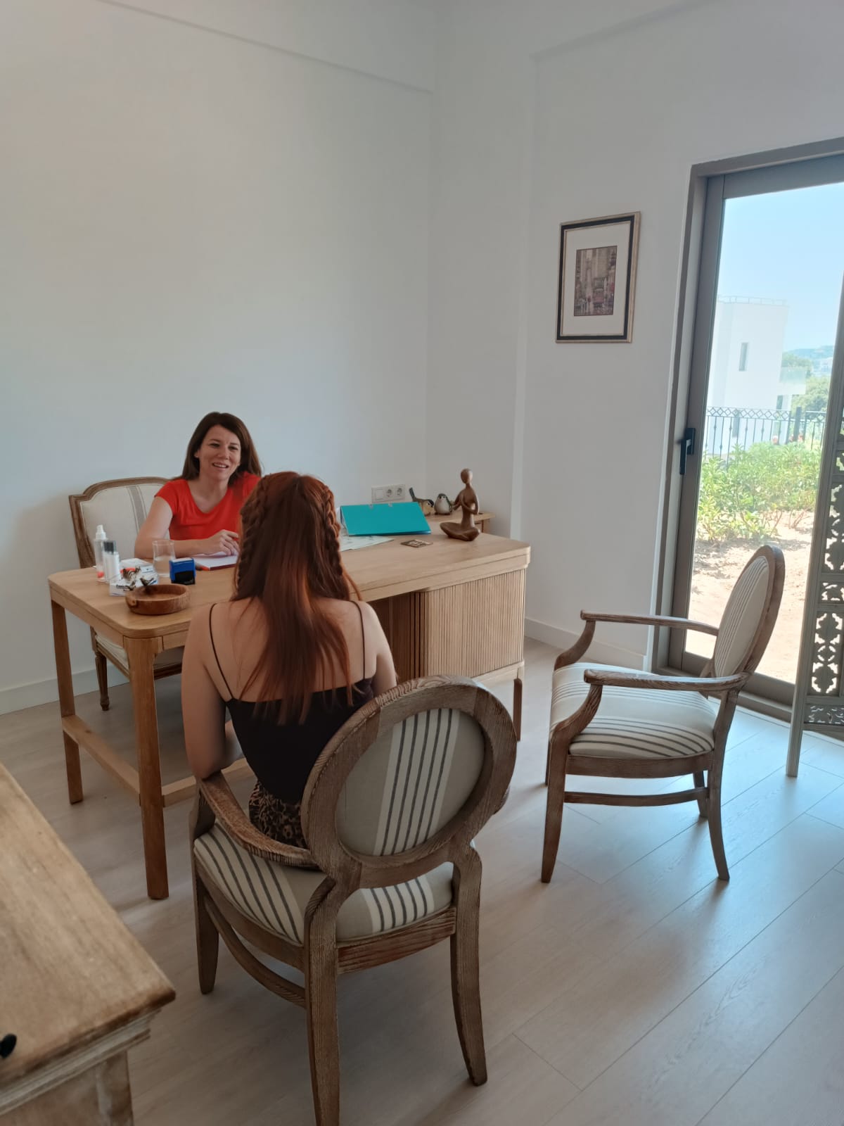 Uzm. Dr. Yasemin Şefika Akdeniz Endokrinoloji ve Metabolizma Hastalıkları Uzmanı — Dr.Visor photo 5