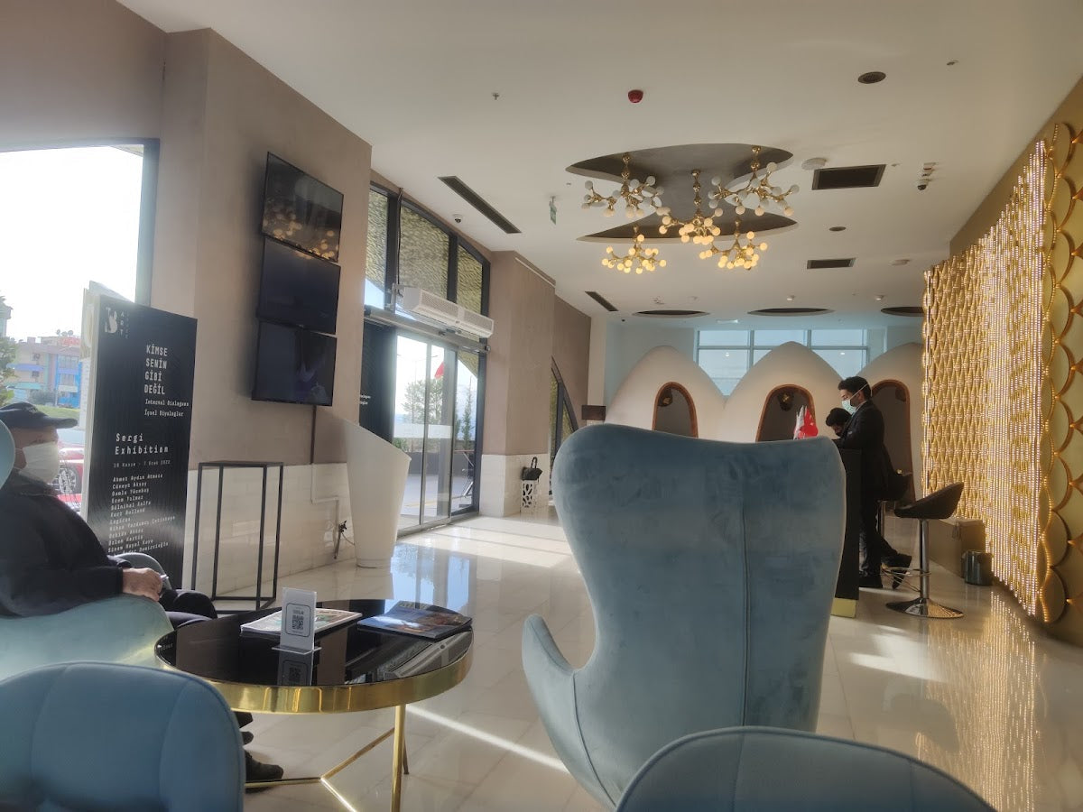 Estetik International — Dr.Visor photo 3