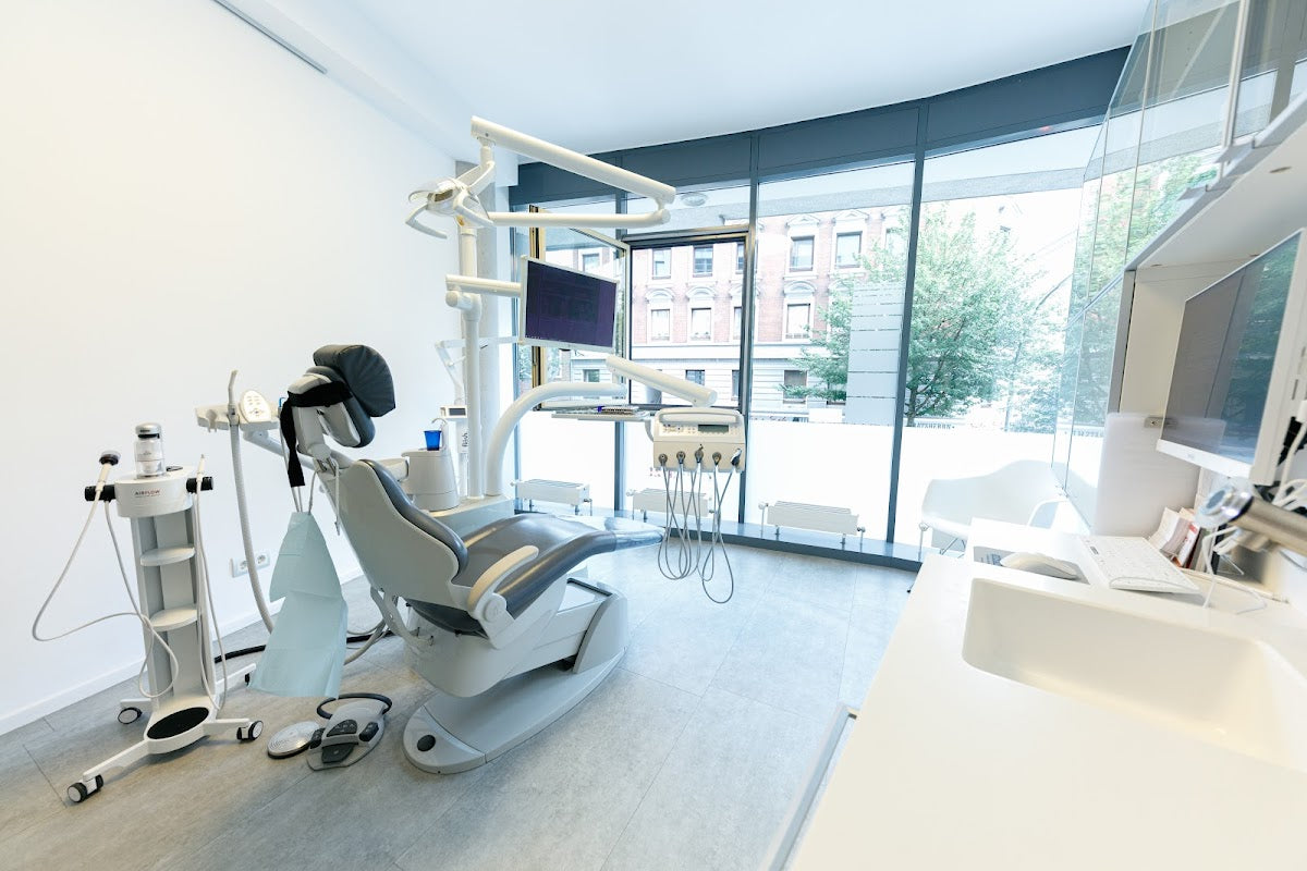 Zahnarzt Hamburg - Dental21 - Dental clinic in Hamburg, Germany