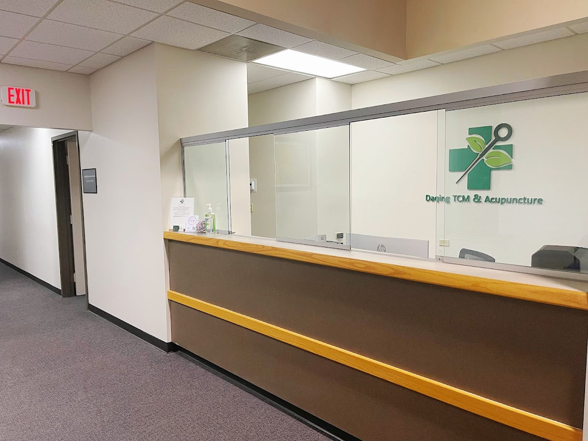 Daqing Acupuncture 达青中医针灸诊所 | IVF | Warwick Medical Building, RI