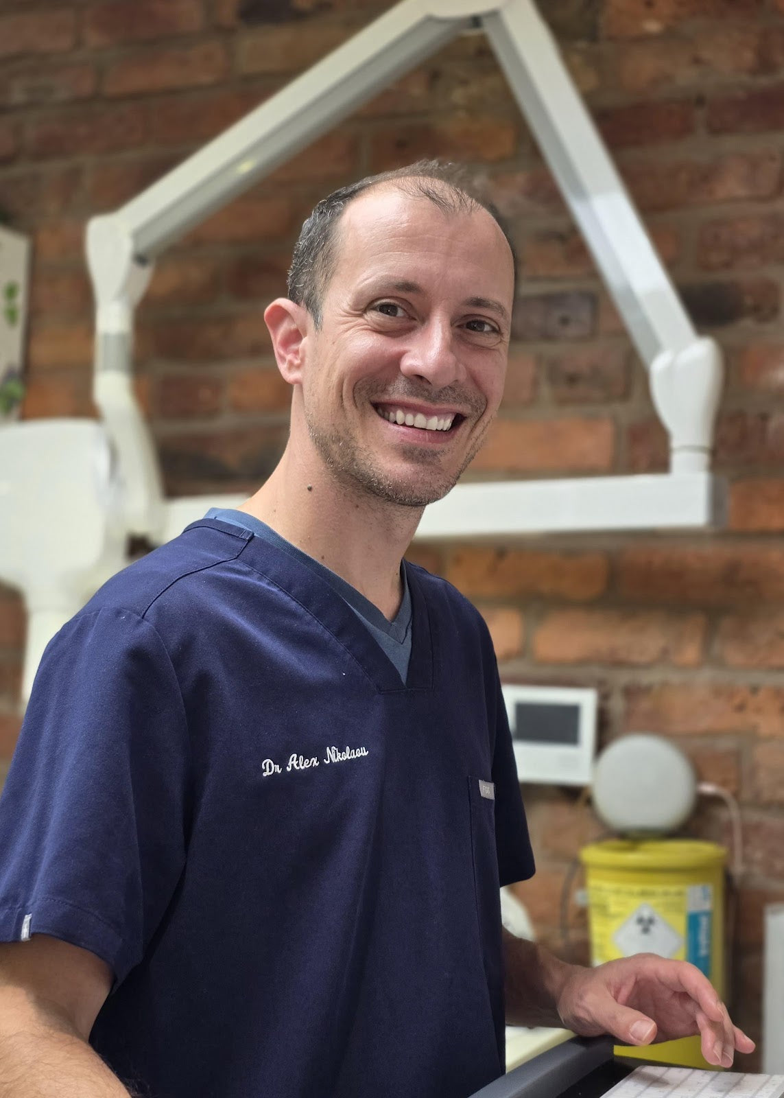 Dr Alex Nikolaou Dental Implants – The Fold Manchester — photo 4