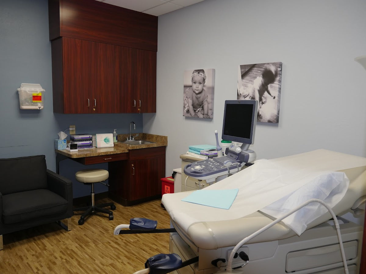 Dr. Amber Cooper - Kindbody | IVF | Creve Coeur, MO