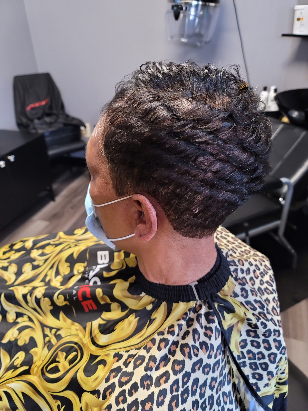 Roses' Hair Restoration Clinic | Hair Transplant | Cincinnati, KY
