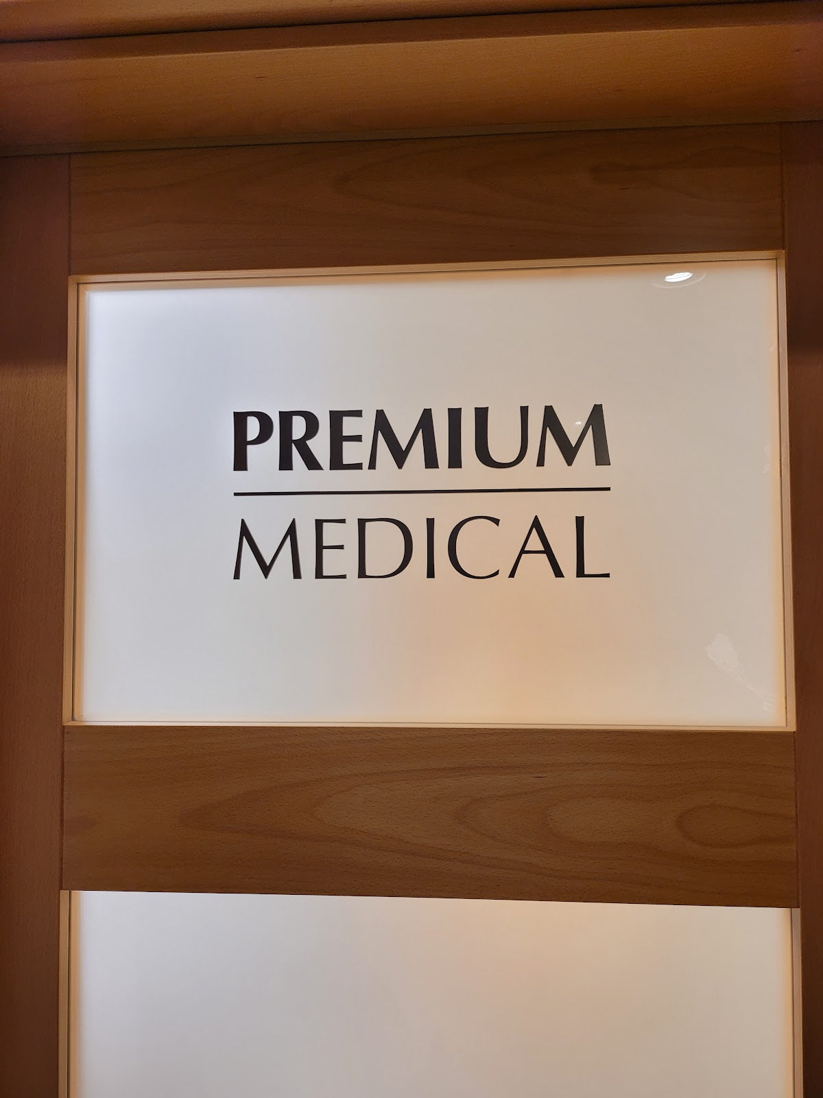 Premium Plasztikai Sebészet - Aesthetic Surgery clinic in Számadó u. 6, Hungary