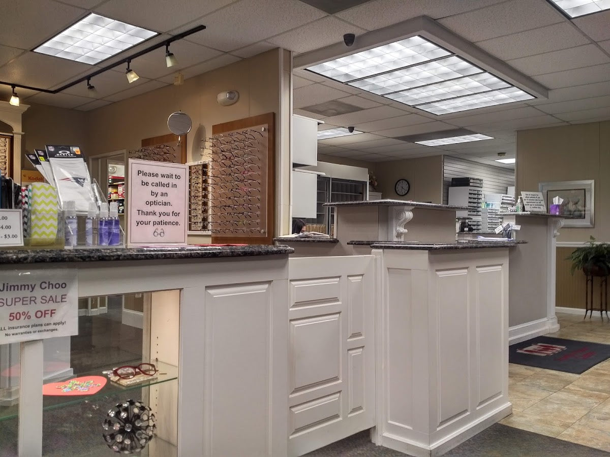 Family Vision Center LLC - Stratford | Eye Clinic | Stratford, CT