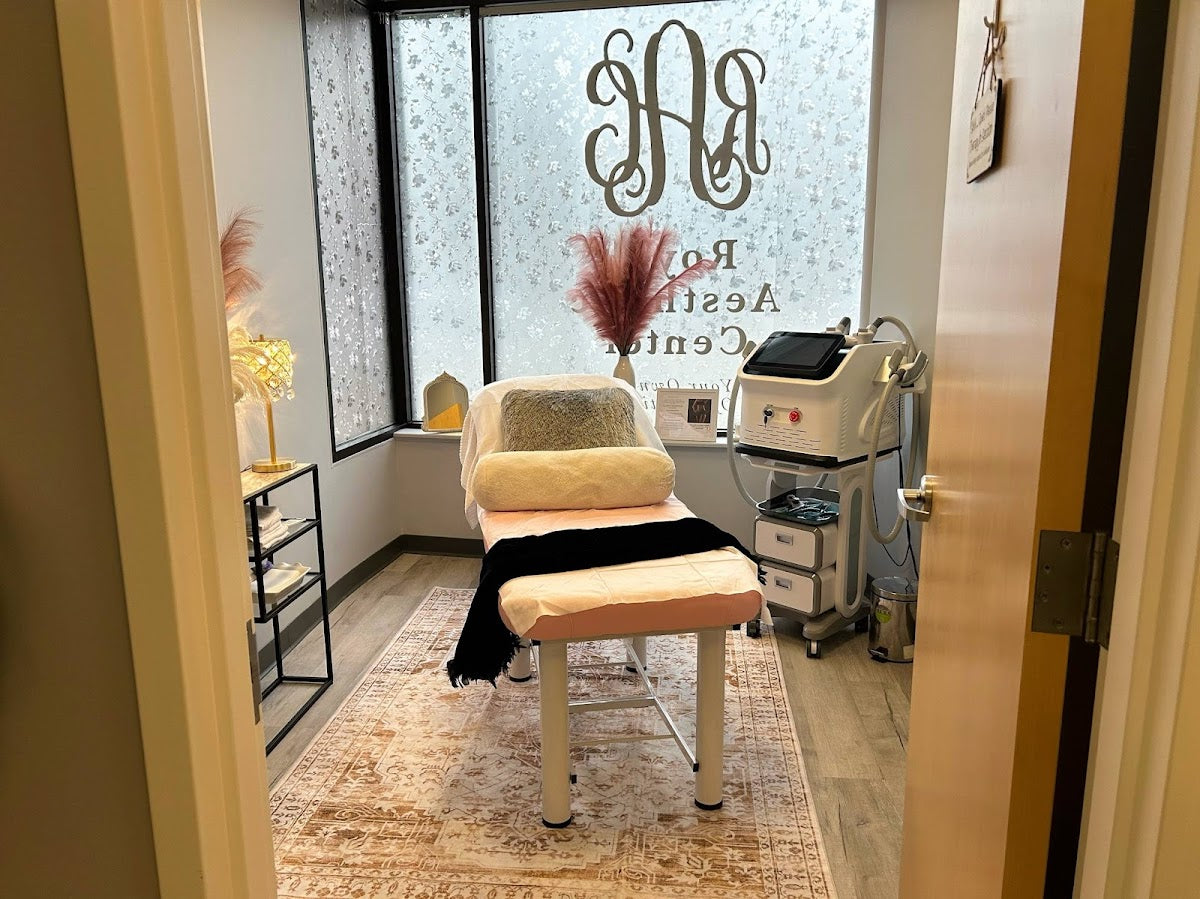 Royal Aesthetic Center | Aesthetic Surgery | Milford, RI