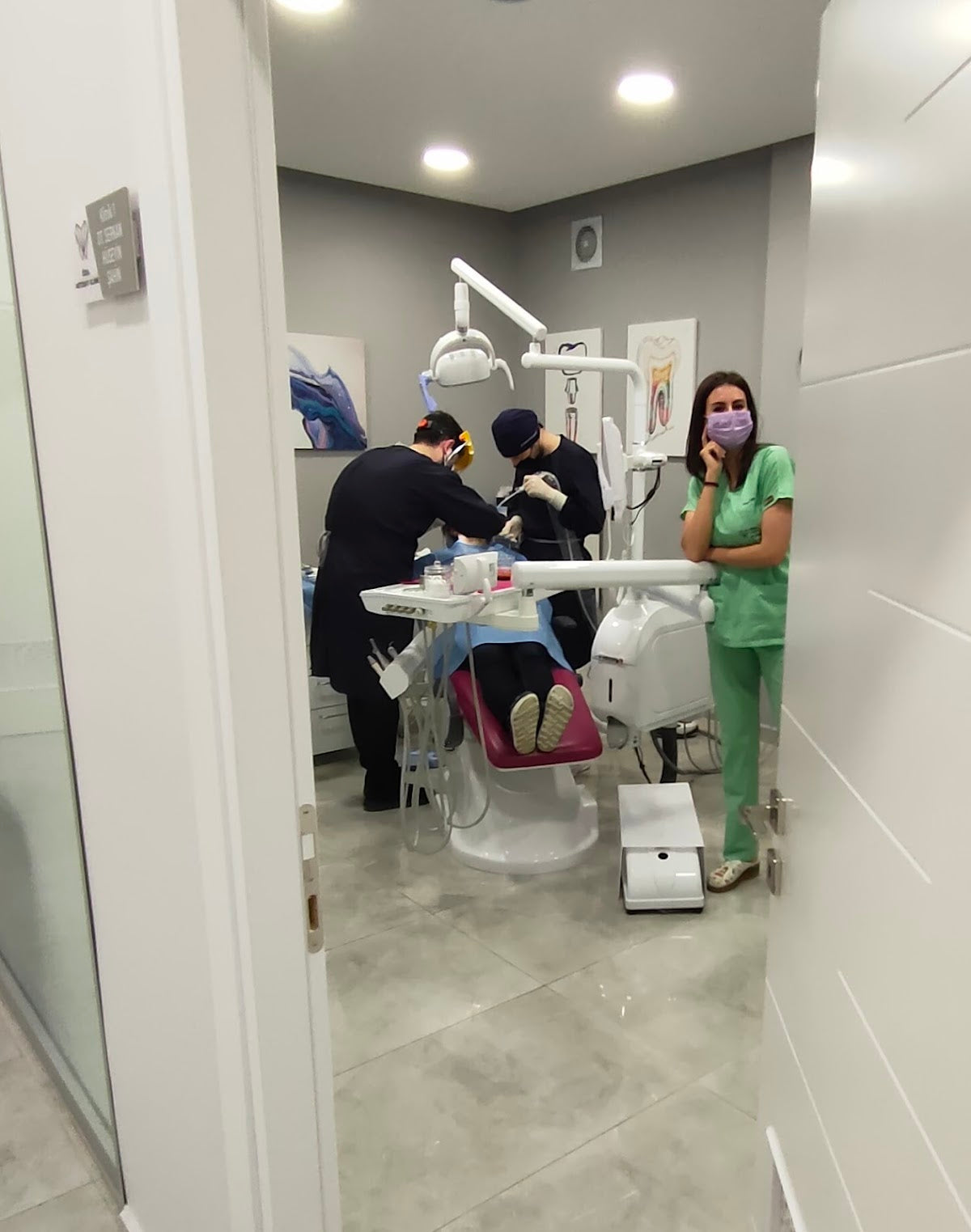 ARTDENT KLİNİK AĞIZ VE DİŞ SAĞLIĞI POLİKLİNİĞİ — Dr.Visor photo 3