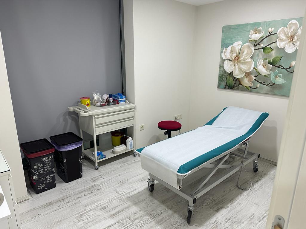 Prof. Dr. Levent ALTINEL - Ortopedi ve Travmatoloji Uzmanı — Dr.Visor photo 3