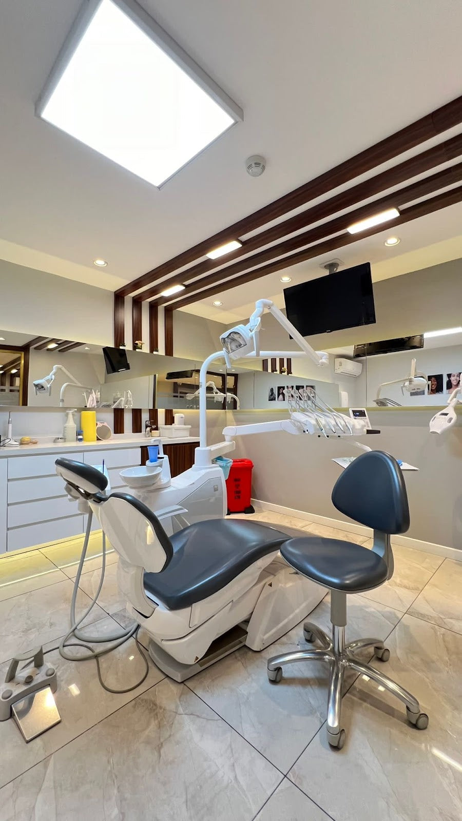 Dental İmplants Turkey İstanbul Clinic | Best Dental Clinic in Turkey | Best Dentist İstanbul | Turkey Teeth — Dr.Visor photo 2