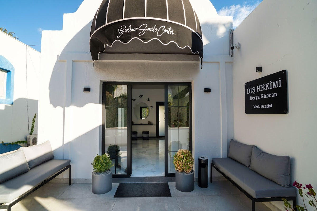 Diş Hekimi Derya Güncan, Bodrum Smile Center — Dr.Visor photo 3