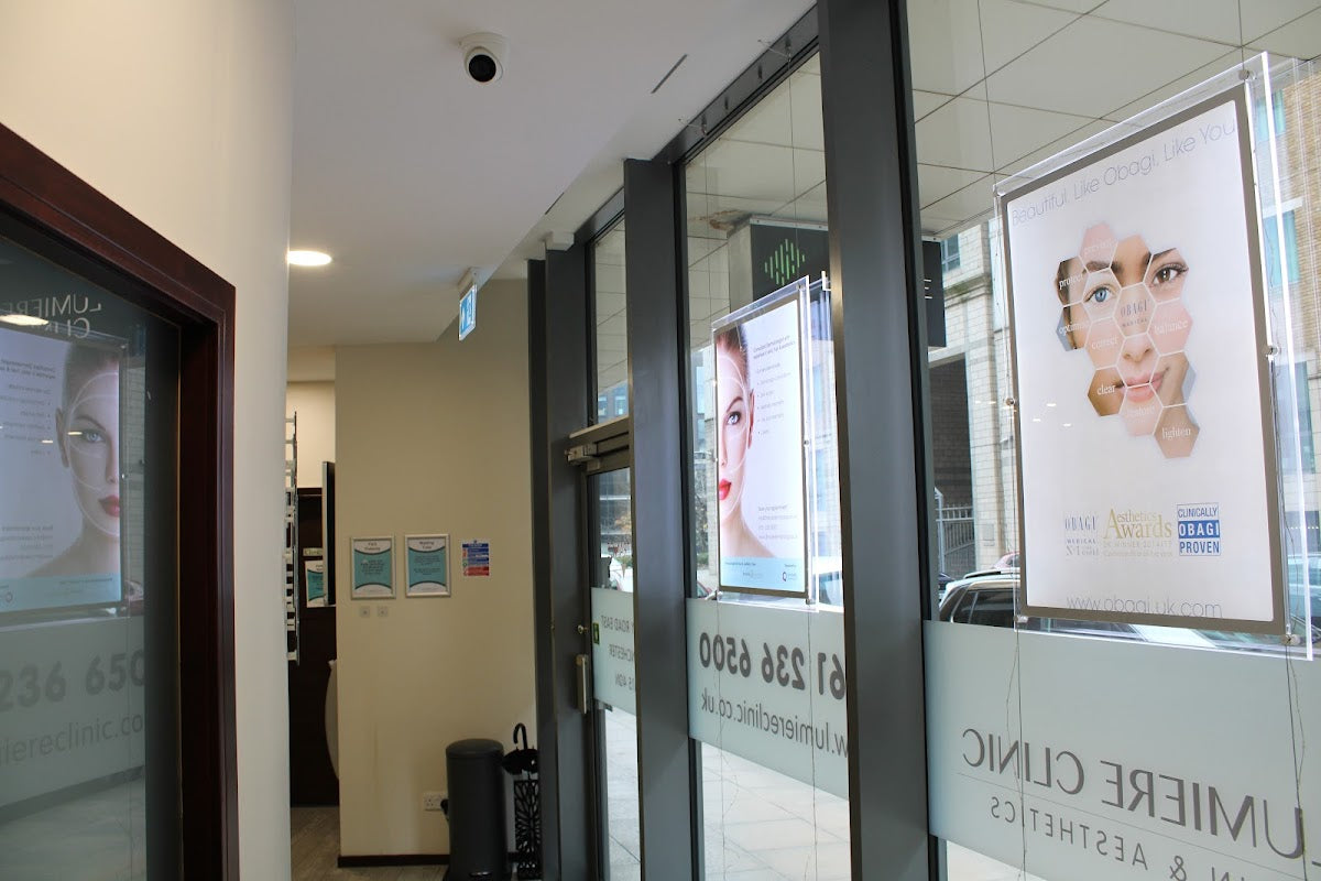 Dr Kian Plastic Surgery - Cosmetic & Plastic Surgeon Manchester — Dr.Visor photo 5