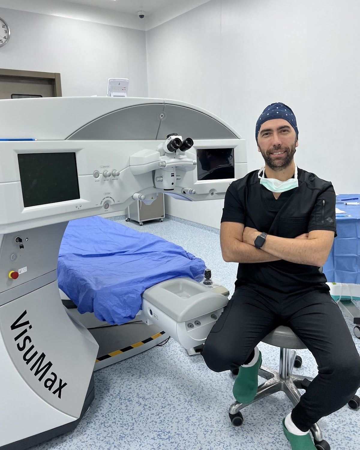 Göz Doktoru Doç.Dr. BERKAY AKMAZ - Akıllı Lens, Katarakt, Göz Kapağı Düşüklüğü ve Estetiği — Dr.Visor photo 3