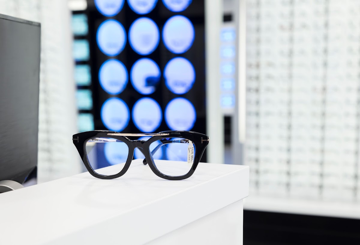 David H Myers Opticians Leeds — Dr.Visor photo 3