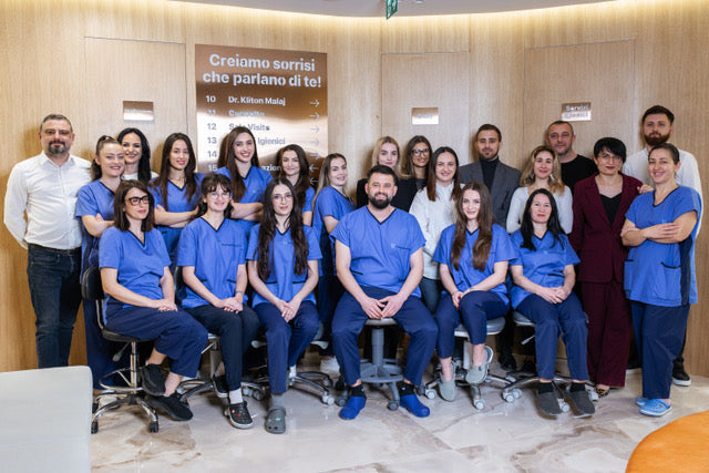 Platinum Dental Clinic - Dentisti in Albania - Dental clinic in Tiranë, Albania