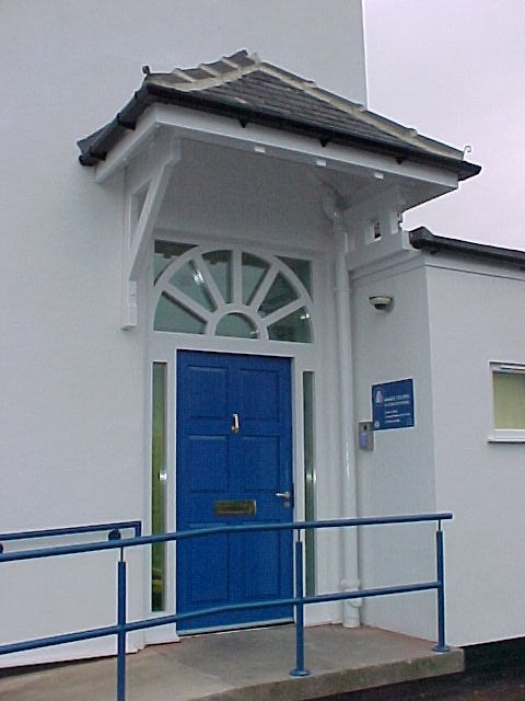 MSI Reproductive Choices - Leeds Treatment Centre — Dr.Visor photo 2