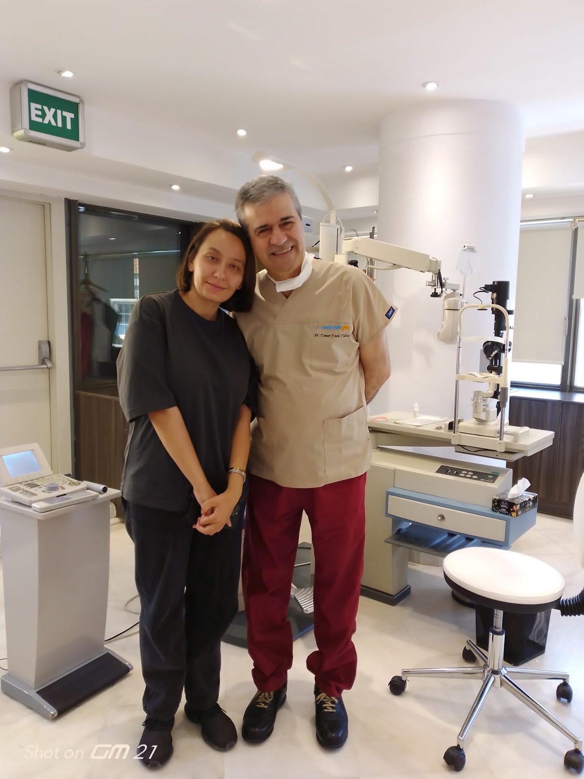 Lasik İstanbul - Augen Lasern Türkei | Lasik Eye Surgery Turkey | Cataract Surgery | Relex SMILE | Femto Laser — Dr.Visor photo 3