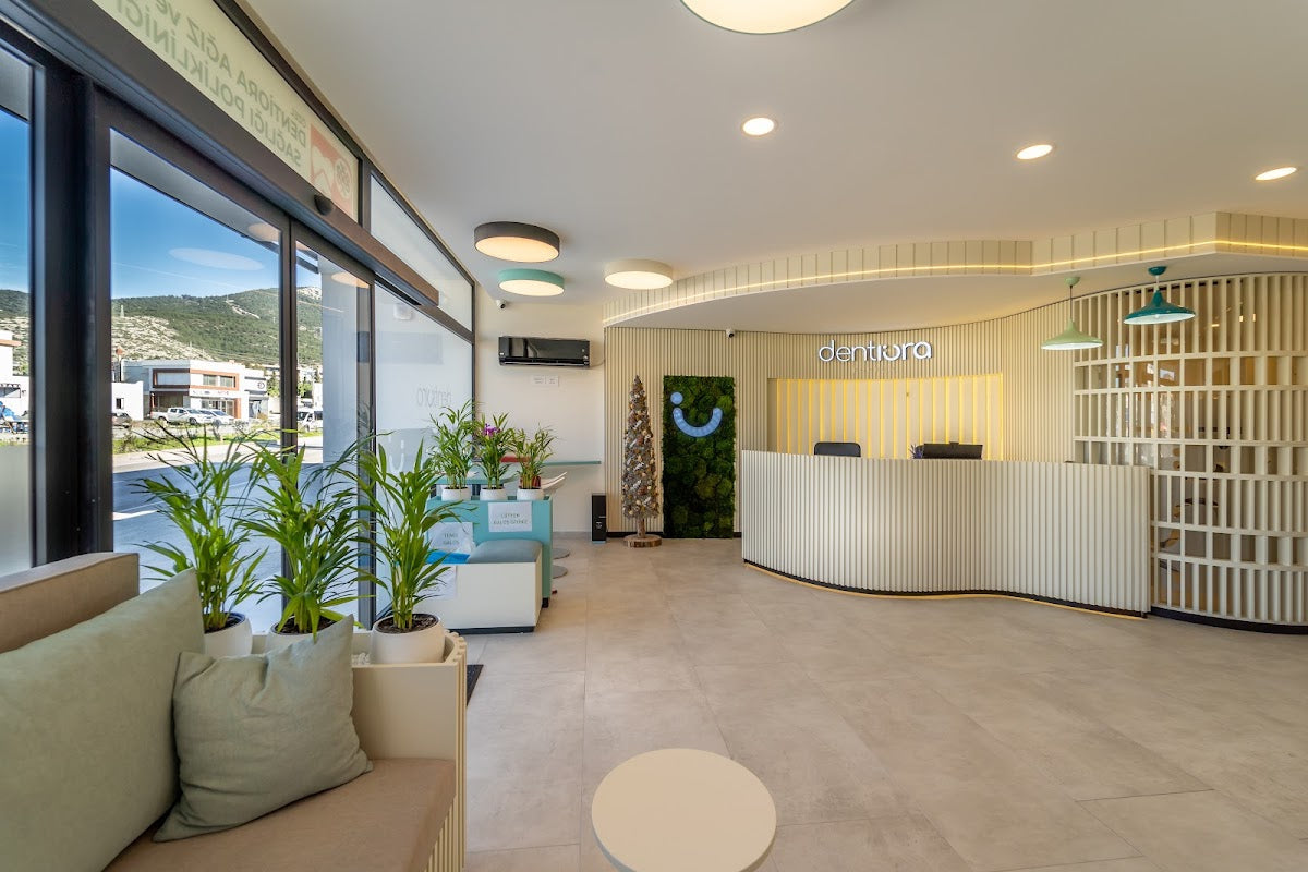 Dentiora Ağız ve Diş Sağlığı Polikliniği — Dr.Visor photo 2