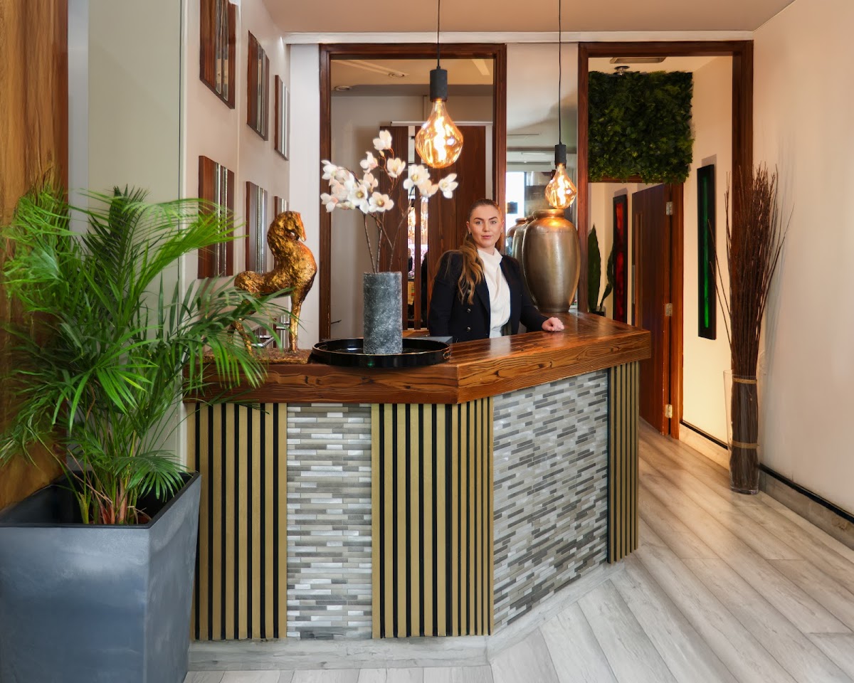 Pall Mall Dental London — Dr.Visor