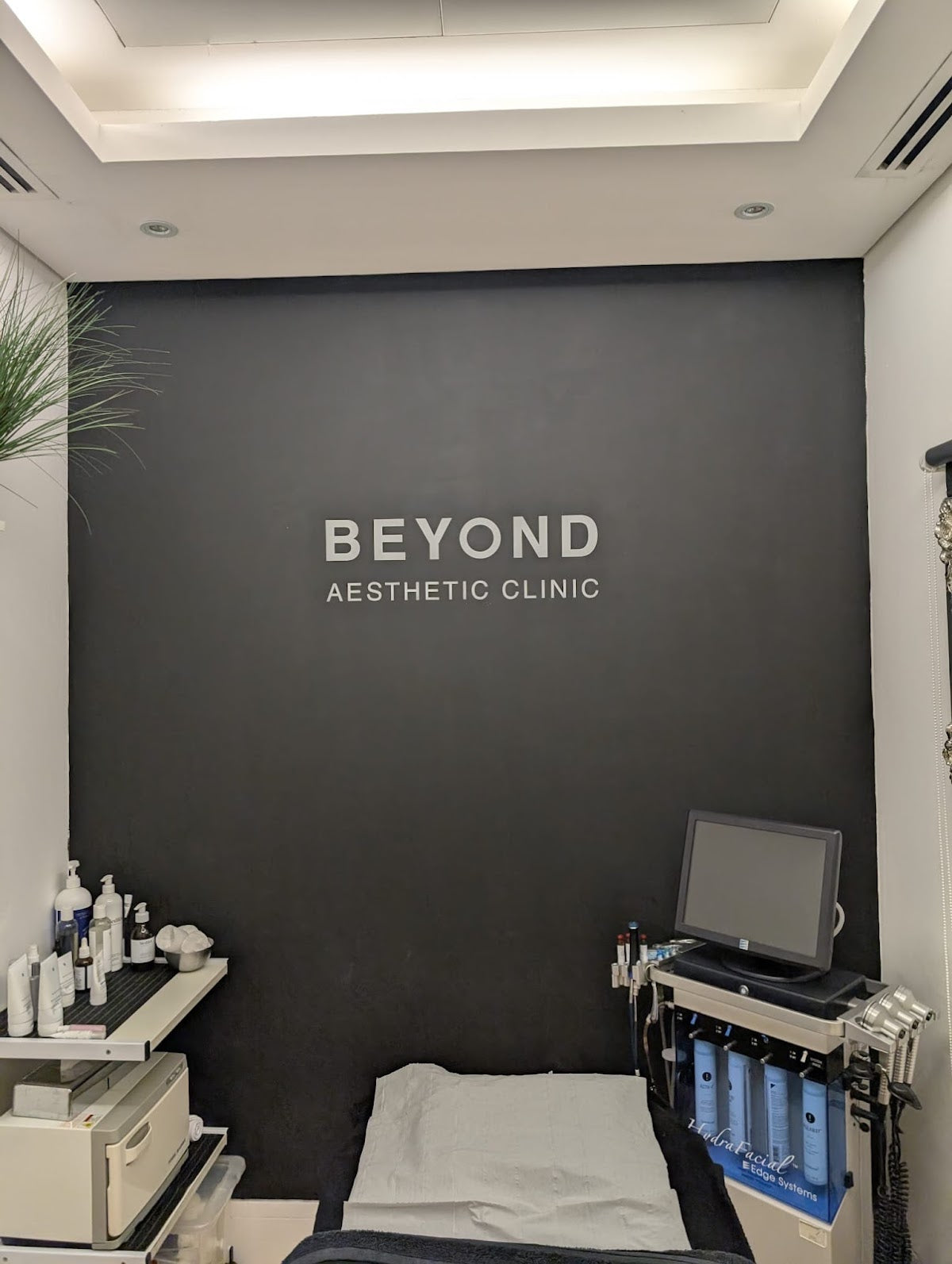 Beyond Aesthetic Clinic by Beyond Medispa — Dr.Visor photo 5