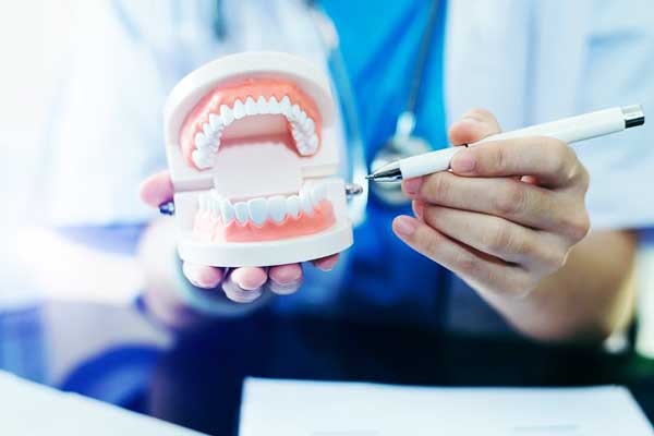 dental clinic istanbul turkey - Implant Treatment - veneers — Dr.Visor photo 2
