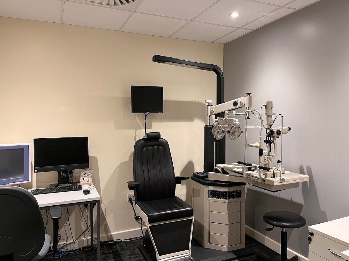 Optimax Leeds — Dr.Visor photo 4