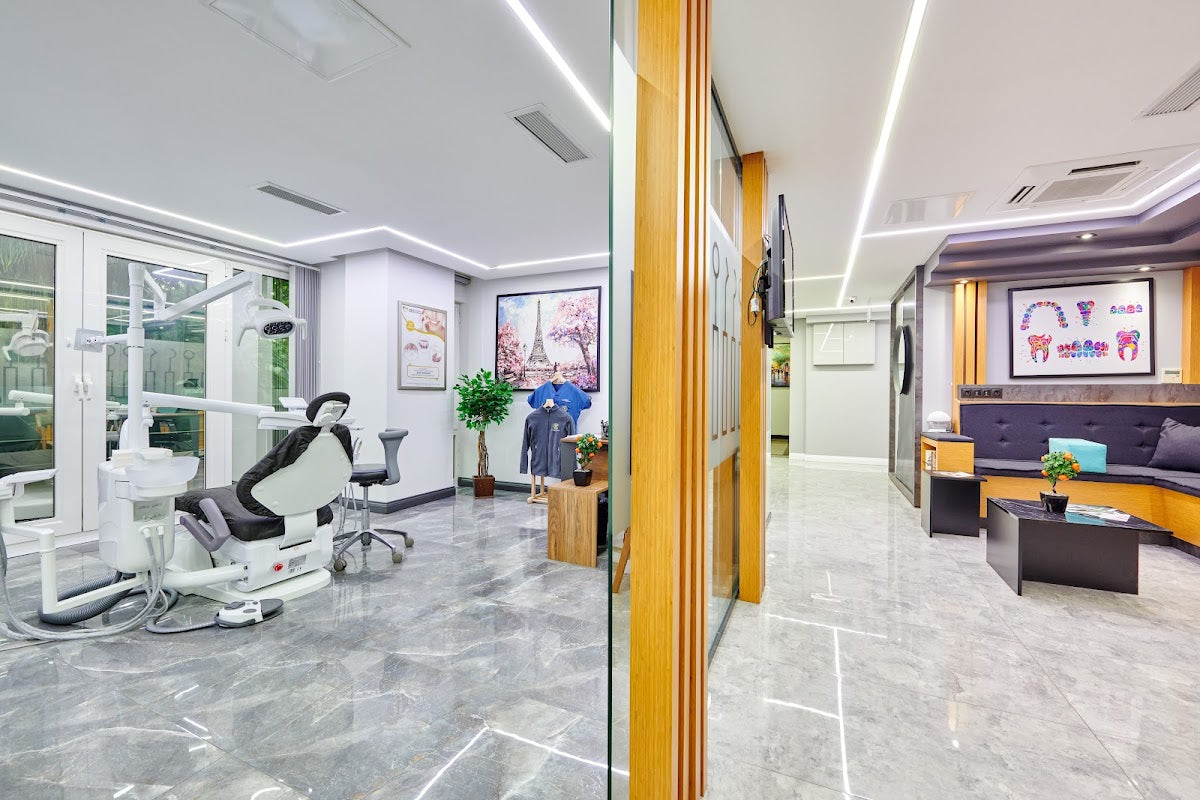 Omer Istanbul Dental Clinic Turkey — Dr.Visor photo 5