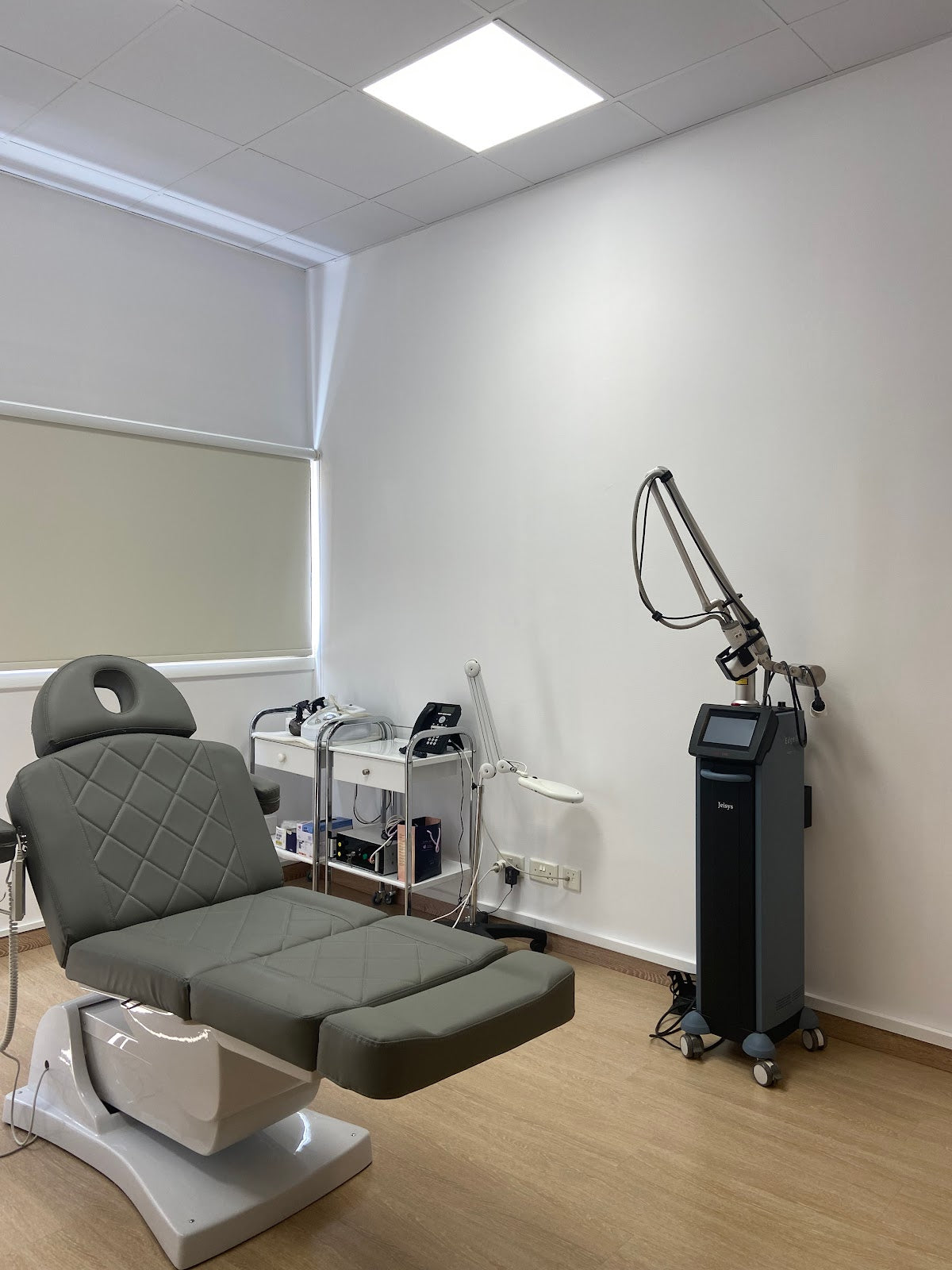 Advanced Hair Clinics - Hair Transplant clinic in Cyprus, Bulgaria