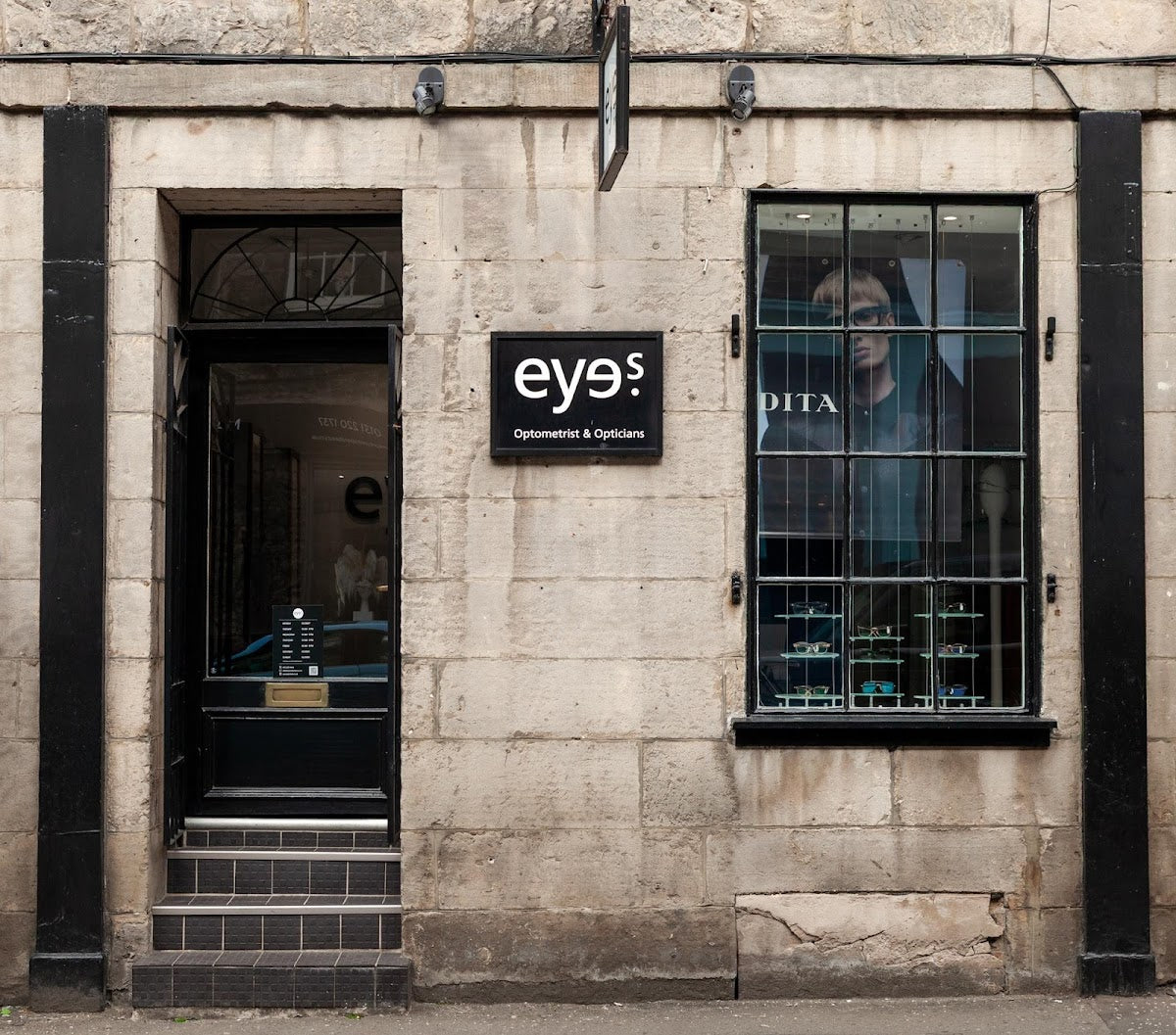 Eyes Optometry — Dr.Visor photo 3