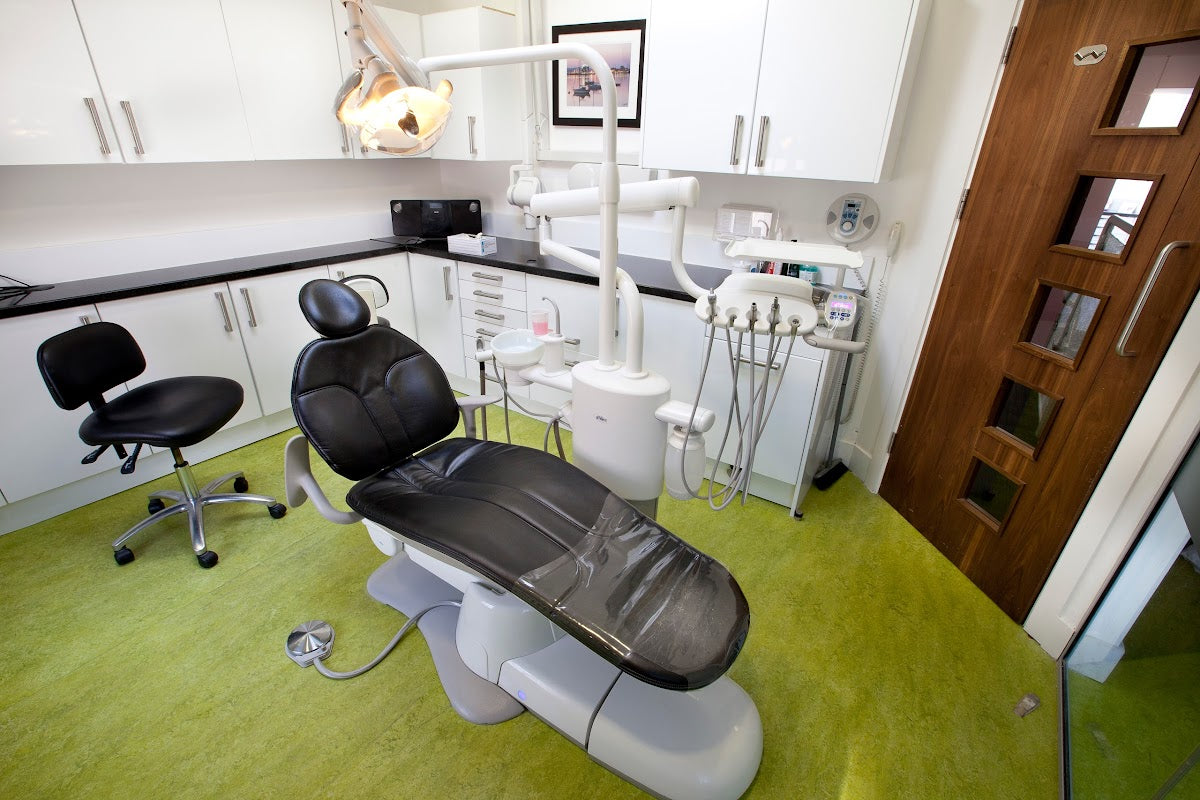 Dental Care Ireland Molesworth — Dr.Visor photo 2