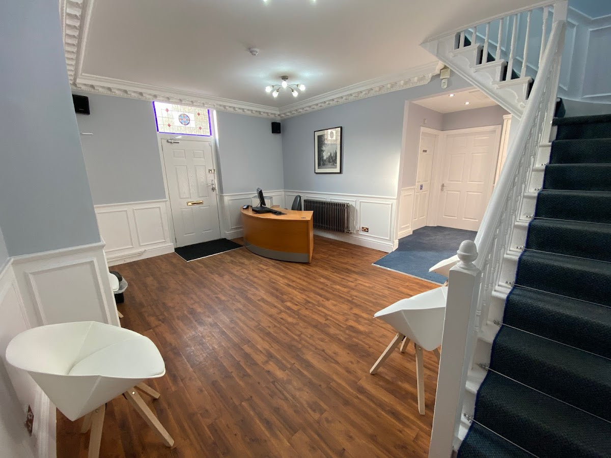 Dr Majid Shah Aesthetics Birmingham — Dr.Visor photo 2