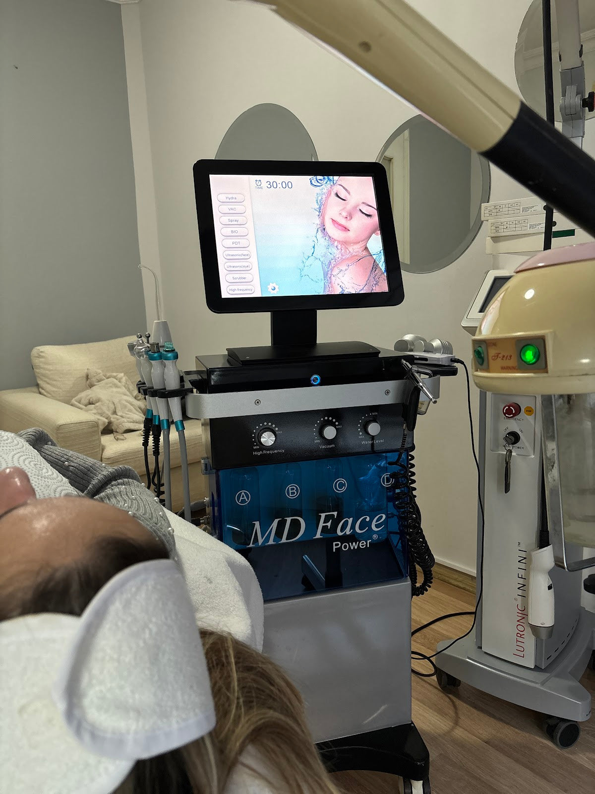 Medilase Estetik ve Güzellik Merkezi — Dr.Visor photo 2