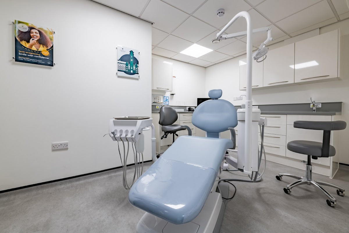 City Centre Dental & Implant Clinic - Manchester — Dr.Visor photo 5