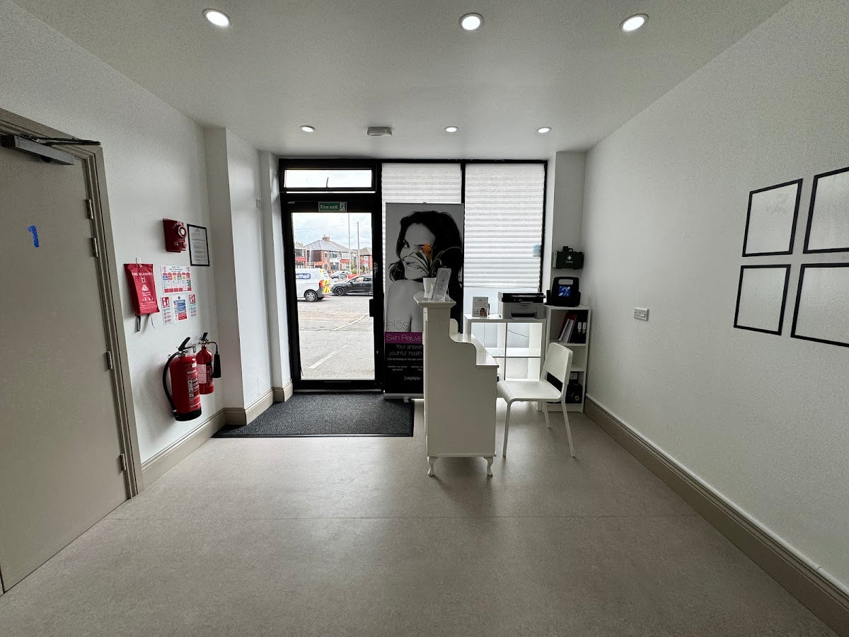 Broadway Retreat Aesthetic Clinic - Manchester — Dr.Visor photo 4