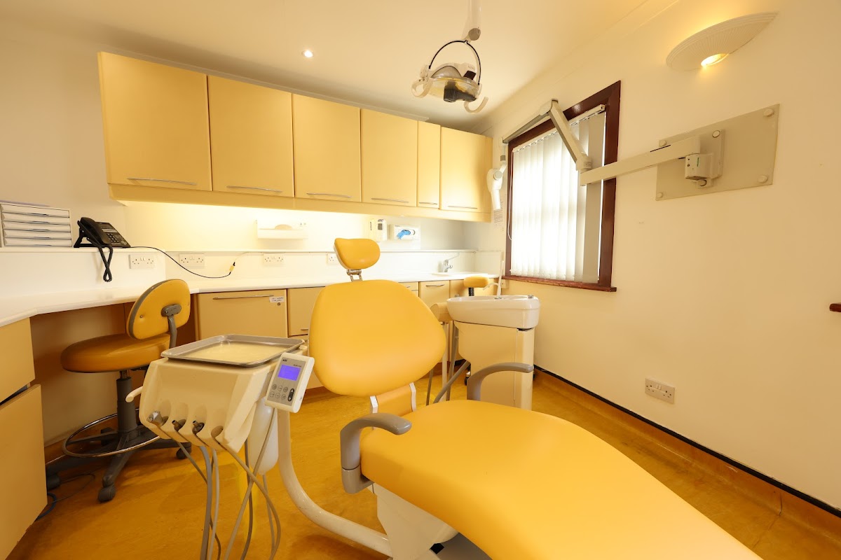 London Dental Studio — Dr.Visor photo 4