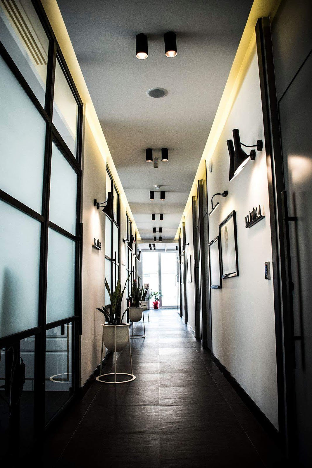 Klinik Bursa Ağız ve Diş Sağlığı Polikliniği (ZAGA Center Bursa) — Dr.Visor photo 3