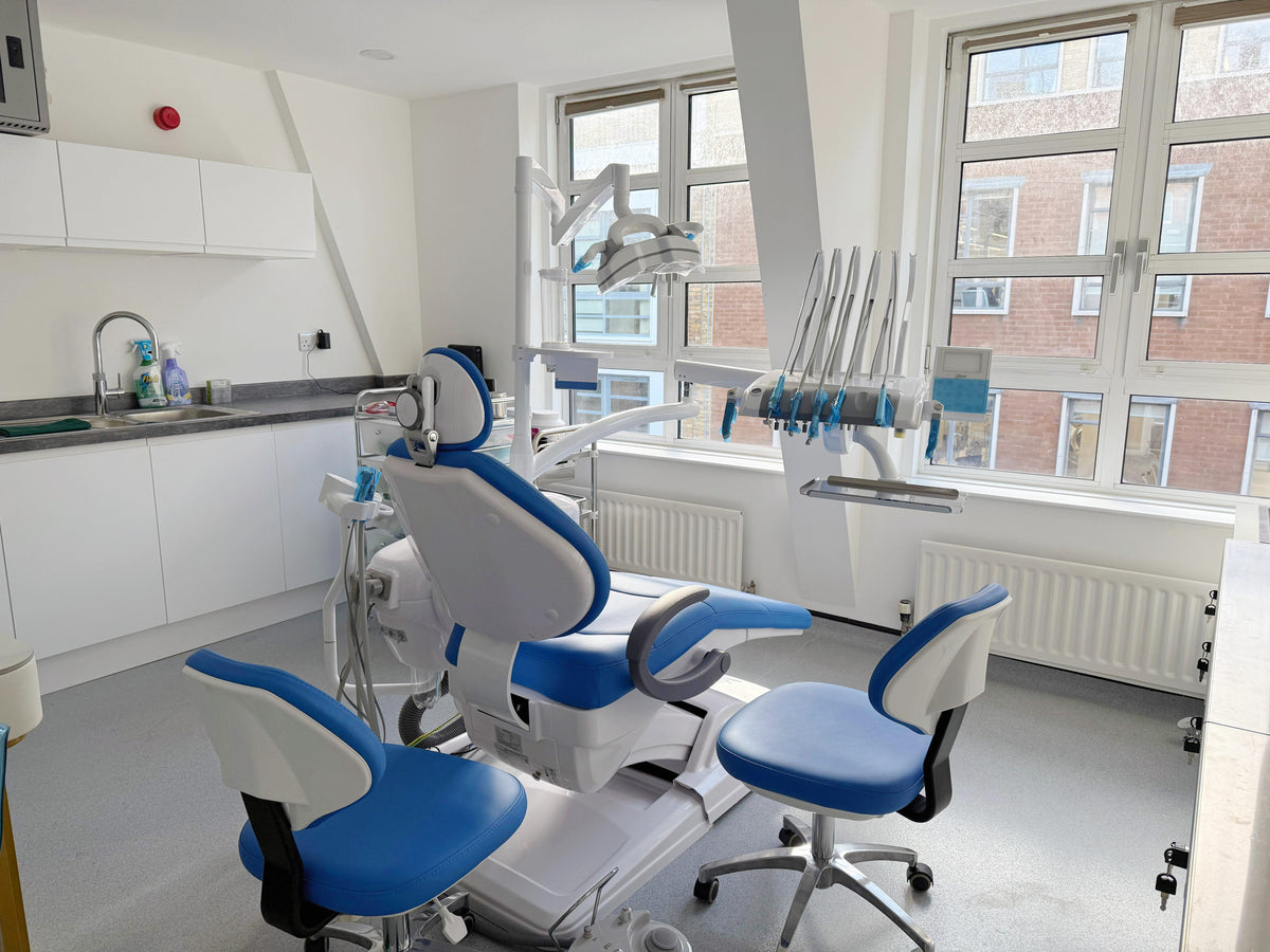 Land of Smiles Clinic, London, United Kingdom